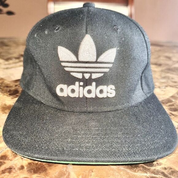 Adidas Originals Large Trefoil Embroidered Snapback Hat Cap - Picture 1 of 7